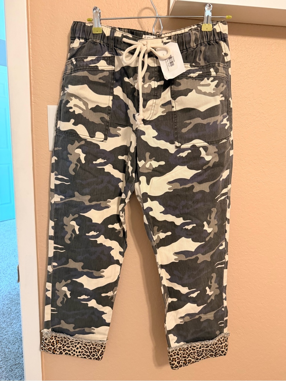 easel Gray & White Camo Boyfriend Jeans with Leopard Trim